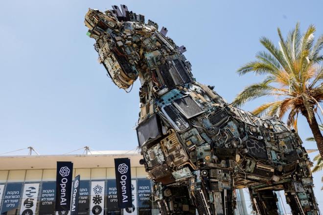 ALIANLAR CHATGPT'Y NE N KULLANIYOR?    alanlar ChatGPT'yi en ok e-posta taslaklar hazrlamak, belgeleri zetlemek ve n aratrma yapmak iin kullandklarn belirtti.