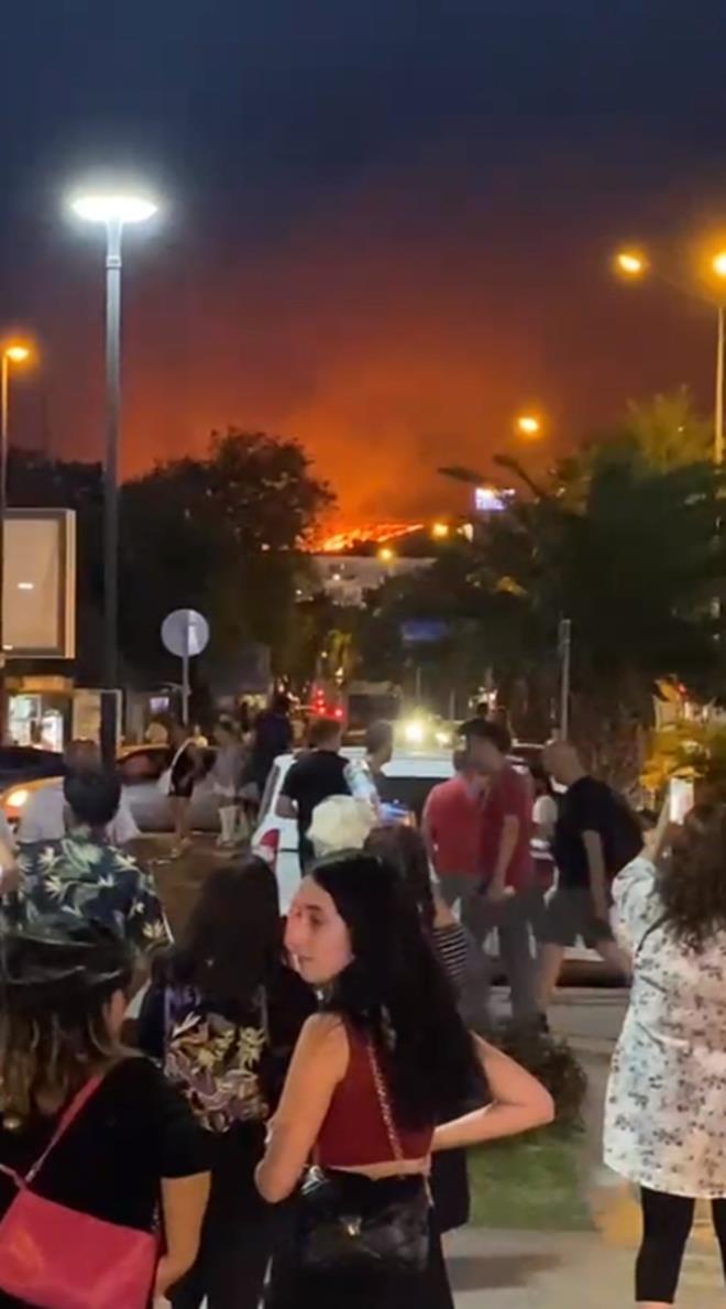 18 MART NVERSTES KAMPS TAHLYE EDLD    Alevlerin yaklat amakkale Onsekiz Mart niversitesi Rektrl, Terziolu Kamps iin tahliye emri verdi.