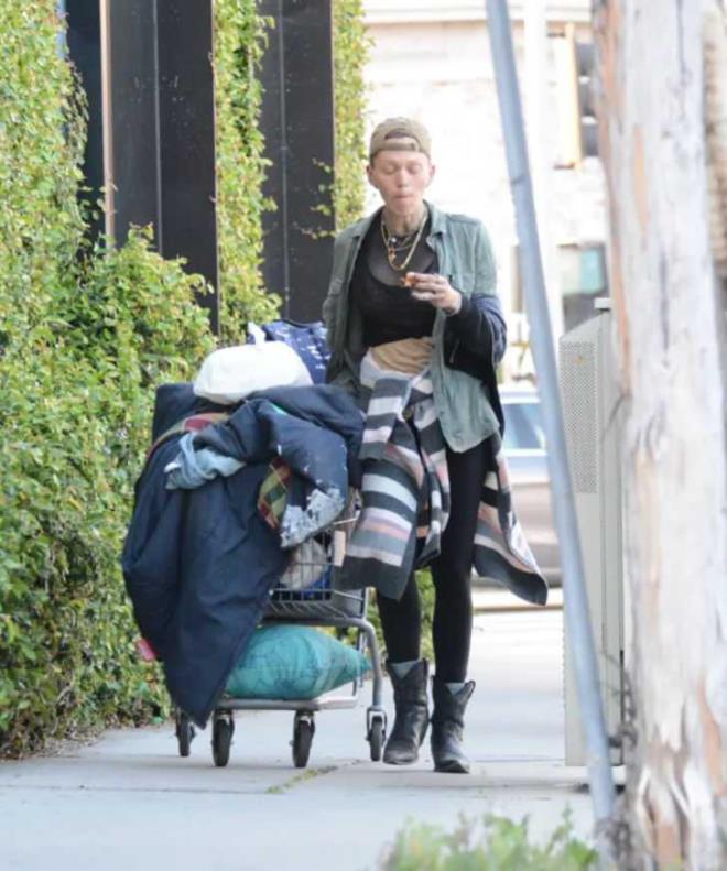 te Trkiye'de de geni bir hayran kitlesine sahip nl yldzn iler acs son hali..