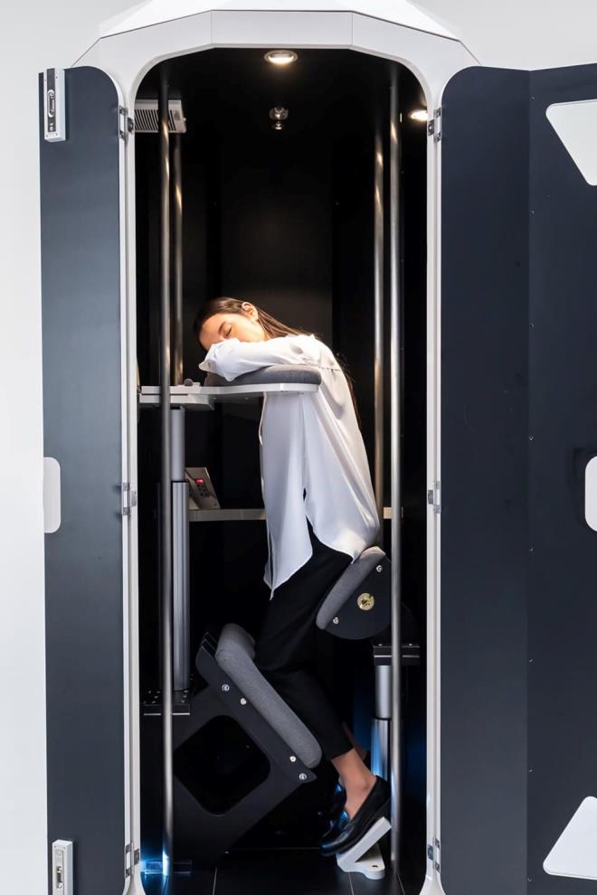 Ayakta uyumak terimi Japonya'da geree dnt. Japon bir irket Ayakta uyamaya imkan veren bir sistem gelitirildi.