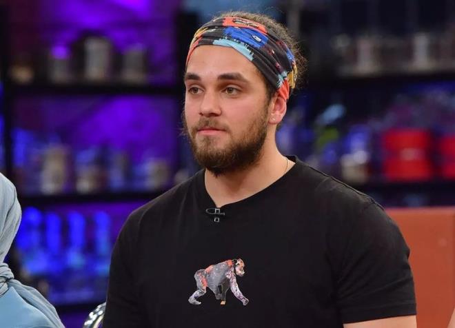 Hasan eleme aday olarak Batuhan'n ismini syledi.