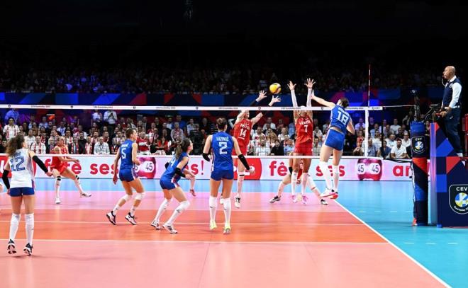 Milletler Ligi ampiyonu A Milli Kadn Voleybol Takm, 2023 CEV Avrupa ampiyonas finalinde Srbistan ile karlat.