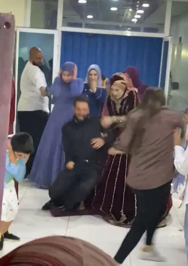 Damat ile seken kurunun isabet ettii bir ocuk yaraland. ki yaral hastaneye kaldrld.