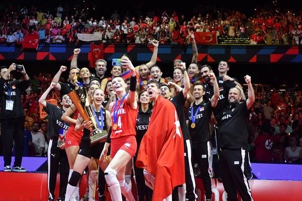 te Filenin Sultanlar'nn "Ne kadar prim istiyorsunuz?" sorusuna verdikleri o cevap...