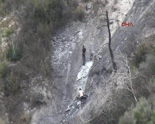 The Telegraph gazetesinde ise helikopterin drlmesinden ok nce Trkiye'nin Suriye'den alan ate sonucu angajman kurallarn deitirdii hatrlatld.