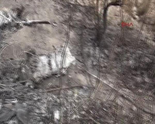 <b>AFP (Fransa):</b> Suriye'deki i sava sona erdirmek iin yeni bir uluslararas diplomatik giriim gerekleirken Trkiye, hava sahasn ihlal etmekle sulad Suriye'nin askeri helikopterini drd.