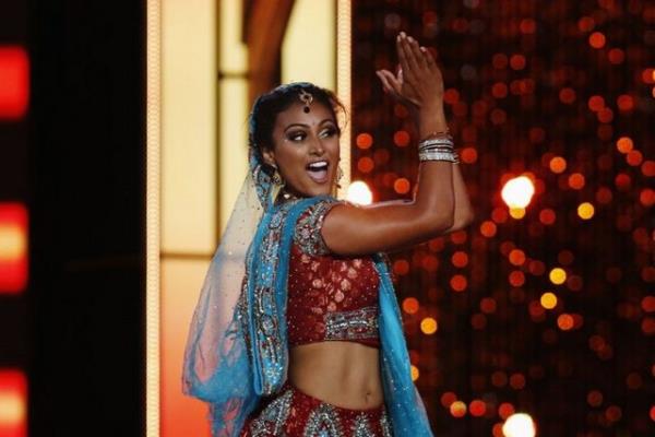 Hintli gzel Nina Davuluri, 2014 Miss America'ya damgasn vurdu!