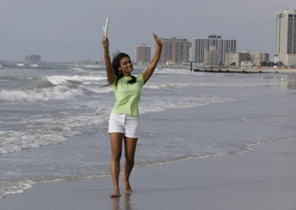 Hintli gzel Nina Davuluri, 2014 Miss America'ya damgasn vurdu!