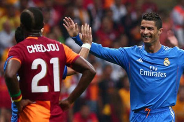 EUROSPORT (SPANYA): Mavi giyimli eytan