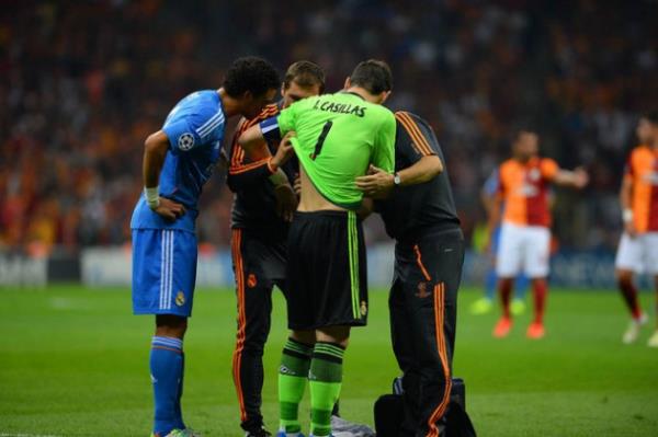 Burak Ylmaz'a tahamml eden Galatasaray taraftar olamaz. Bu adam yz yilin balcs. Geldiinden beri gram sevmedim kral ilan ettiniz.