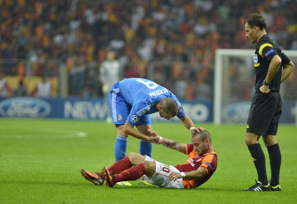 Biz Fenerliler GS'yerine 6S diyoruz bize kzyorsunuz 6'tan alyoruz anlamyorsunuz...Real olarak anladnz umarm bu gece...