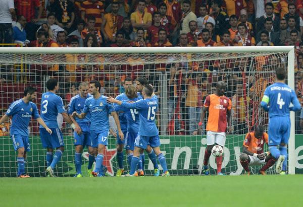 1,2,3,4 tamam 6'ya katlanamam seni de sessizlii de kimseyle paylaamam @galatasaray