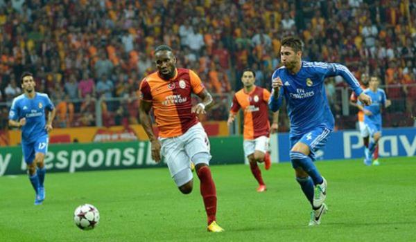 Hastanede narkoz verilerek bayltlan Drogba uyandnda macn 6-1 olduunu grnce tekrar bayld...