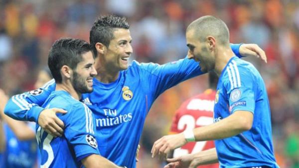 <b>Sacit Aslan:</b> Alay etmeye baladlar 3 gole bak! Bu  bir koltukta 2 karpuz tamann getirdii kepazeliktir!