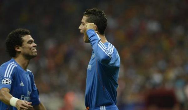 En rahat Beiktal olmak valla. Bikere 8 yedik, dalgas geildi.. Daha da avrupaya gidemiyoruz zaten :) imdi onlar dnsn...