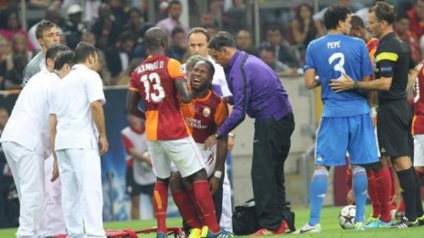 Muslera (27) 6alatasaray formasyla bir mata 6 gol yedi. O artk gerek bir 6alatasarayl...