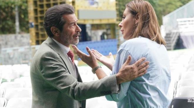 Yarg dizisi nc sezonuyla ekranda yer alacak. Pnar Deniz ile Kaan Urgancolu'nun barolnde olduklar Yarg dizisine, sanat Funda Arar konuk oldu.