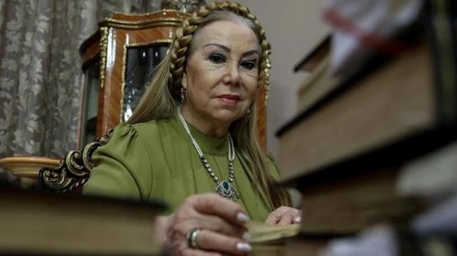 Sanat hayatnda 6 sinema filmi ve saysz birok albme imza atan sanat Edirne'den Kars'a kadar tm Trkiye'nin sevgilisi olmutur ve 7 ilde Fahri Hemehrilik unvanna layk grlmtr.