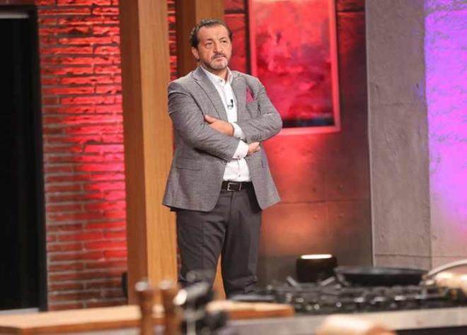 TV8 ekranlarnn izleyici tarafndan soluksuz izlendii MasterChef program hz kesmeden devam ediyor.