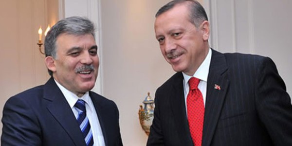 Plan son anda bozuldu. Ancak, 15 kiilik tim frsat kolluyor.