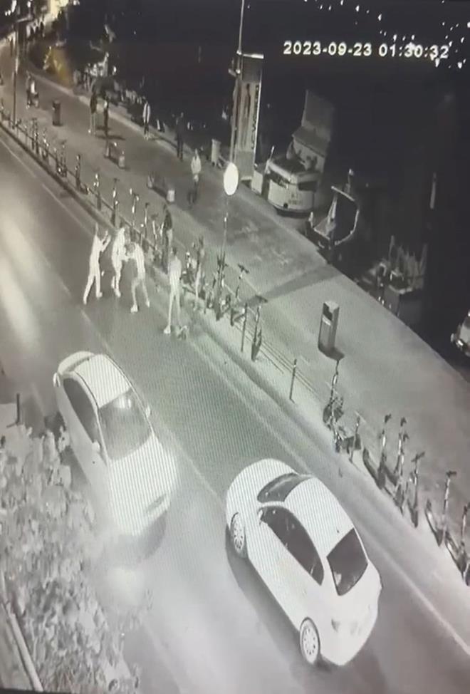 PHELLER "BZE KFR ETTN SANDIK"    Poliste ifade veren pheliler ise olay srasnda alkoll olduklarn olanlar tam olarak hatrlamadklarn syledikleri renildi.