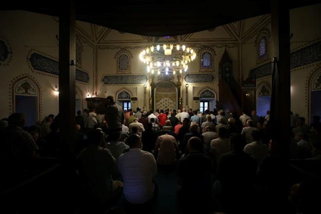 2024'TE  AYLAR NE ZAMAN BALAYACAK?    Diyanet leri Bakanl Vakit Hesaplama Blm'nn "vakithesaplama.diyanet.gov.tr" internet adresinde yer alan bilgiye gre;     aylar, Receb ayyla birlikte 12 Ocak 2024 Cuma gn balayacak.