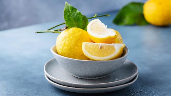 Kt koku problemini nleyebilmek iin makinenin atal kak setine 2-3 limon dilimi koyulur. Bu sayede bulak makinesinde oluan kt koku nlenebilir.