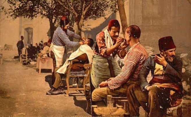 Ahilik Haftas etkinliklerinde yln ahisi seilen orlu Esnaf ve Sanatkarla Odas yesi Nihat Pehlivan'a, ed kuatld. Yln kalfas Muzaffer Kahramanolu, ra ise Yusuf Ylmaz seildi. Yln kalfas ve rana ise gnn ansna belge verildi.