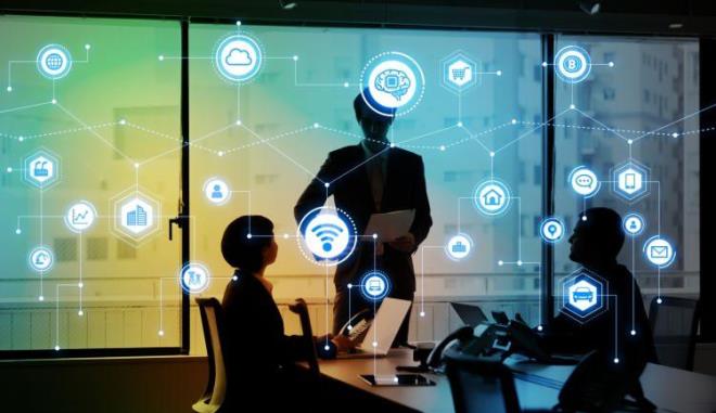 Son yaplan bir anket almasna gre dnyann en mutlu alanlarnn yapt meslek sektrleri beli oldu. Mutluluk zerine en uzun sredir devam eden almalardan biri olan Harvard Yetikin Geliimi Aratrmasna gre alanlarn insan etkileimi gerektiren ve i arkadalaryla anlaml ilikiler kurma frsatlar sunan ilerde daha mutlu olduklar ortaya kt.