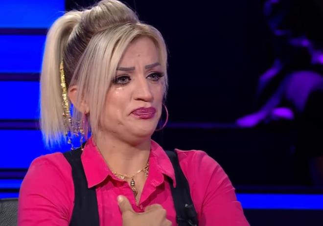 Hayatn kkten deitiren ve mutlu olmak iin yeni bir sayfa aan yarmac, yakn zamanda evleneceini ancak mstakbel eini kaybettiini ifade etti.