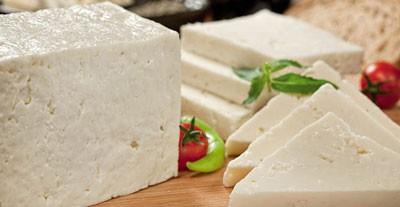 <b>PEYNR:</b> Kahvalt masalarnn vazgeilmezi olan peynir, sofralardan asla eksik edilmemeli.