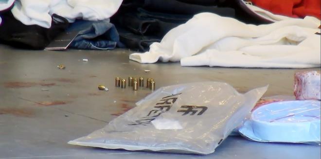 Motosikletten inen pheliler, saldrya ieride de devam etti.    Kurunlarn hedefi olan Ula ile Tarm yaraland, pheliler olay yerinden kat.