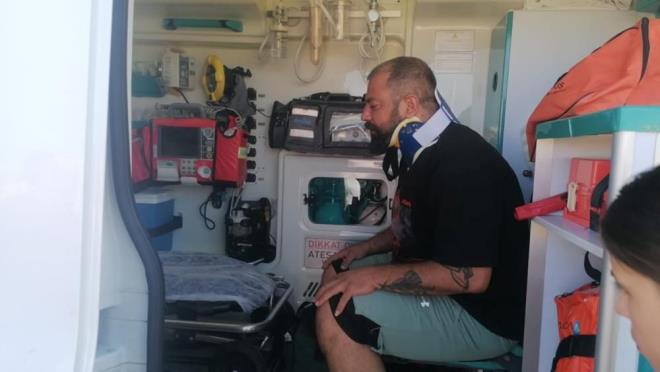 nternette bir ilanda grd arac almak iin Eskiehir?den Antalya?ya gelen bir kii, ara iin anlat kiiler tarafndan teknede dvldn ardndan da gasp edildiini iddia etti.