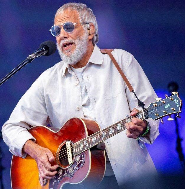 "YANLI, YANLII DZELTMEZ"    Yusuf slam, "nsanlk: Kaybedilmi Dava?" balkl bir paylamda bulunarak, "Yanl, yanl dzeltemez. Yaama, barnma ve kimlik sahibi olma haklar herkes iindir. Barn masada bir yeri olmas iin kalplerimizi ak tutalm" ifadesini kulland.  "Gerek bar ancak uluslararas toplumun eit olarak datmas gereken bir adalet temeli zerine ina edilebilir" diyen slam, bu konuda tm insanla den bir rol olduunu da vurgulad.