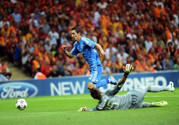 <b>AYSAL BU DURUMDAN OK RAHATSIZ</b>