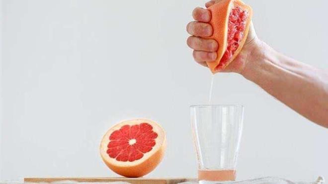 Vitamini ynnden zengin olan bu karm, egzersiz yaparken daha hzl ya yakmna yol aar. Yaplan aratrmalara gre yeteri kadar C vitamini almnn kilo vermede etkili rol oynadn gsteriyor.