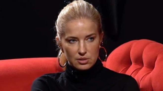 Burcu Esmersoy, srailli oyuncu Gal Gadot Varsona'nn  'srail'in yanndaym' ifadelerinin yer ald bir paylam beendi.