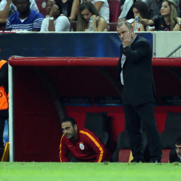 Defansa Chedjou alnd, ama sol bek pozisyonuna takviye yaplmad.