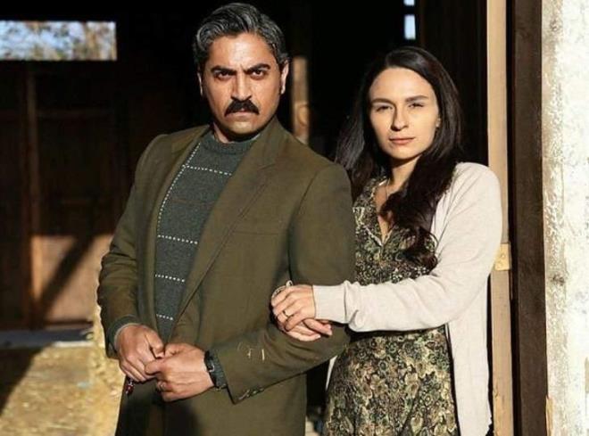 ATV ekranlarnn reyting rekortmeni yapm 'Bir Zamanlar ukurova'da oynad "Gaffur" karakteriyle byk beeni toplayan Blent Polat, dizinin ekildii dnem boyunca Adana'da yaad.