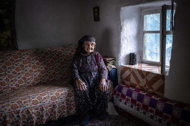 Ankara<br>    Anadolu Ajansnn (AA) Cumhuriyet'in 100. yl dnm dolaysyla hazrlad dosya haberler kapsamnda bu haberde, 100 yan am 10 kadn ile yaplan syleiye yer verildi.