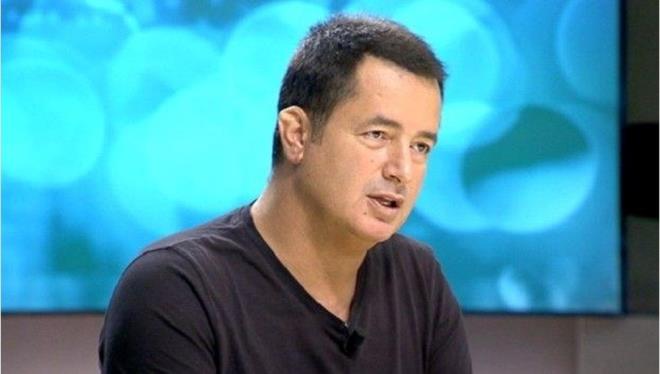 "SEN NASIL �NL� OLDUN?"    Il�cal�, ?Var, birka� kans�z ��kt�. �ocu�u biz �nl� yapt�k, bizim sayemizde dizide oynuyor. Survivor?� soruyorlar Survivor?� bana sormay�n' diyor" dedi.  Il�cal� s�zlerine "Ben de arad�m 'Karde�im meraktan soruyorum, sen nas�l �nl� oldun?' dedim. 'Ben ��kt�ktan sonra seyrettim b�l�mleri bana yanl�� olmu�.' dedi. '��kt�ktan sonra bizde bir program da yapt�n' dedim? ifadelerine yer verdi.