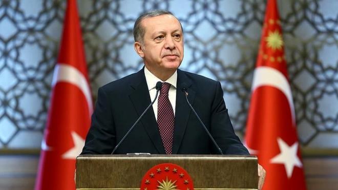 LK AYRINTILAR    Cumhurbakan Erdoan, son kabine toplantsnda yeni evlenecek iftlere 2 yl geri demesiz, 48 ay vadeli 150 bin liralk kredi verileceini sylemiti.