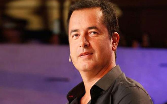 Tv8 ve Exxen?in sahibi Acun Ilcal, katld bir programda ka arabas ve motosikleti olduunu aklad.