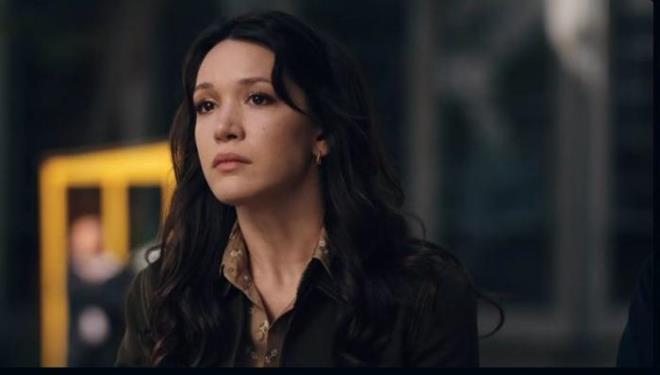 Yaynland dneme damga vuran Ekya Dnyaya Hkmdar Olmaz dizisinde canlandrd Tipi karakteri ile hafzalara kaznan nl oyuncu Sava zdemir, Dilek Ta dizisi ile yeniden ekranlara dnyor.