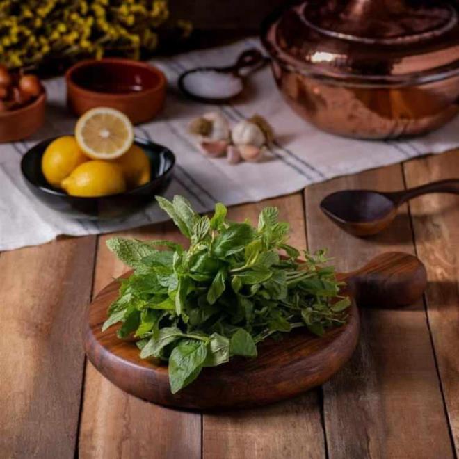 BU YNTEM MUTLAKA DENEYN    ayn demlenmesini beklerken 1 tatl ka keten tohumu,1 yemek ka yulaf ezmesi ve 1 yemek ka sar leblebiyi kartrarak dvlm hale getirin.