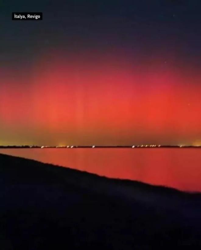 Ksacas Kuzey Iklar'nn olumasnda Gne ve Dnya'daki atomlarn etkisi bulunuyor. Gne'ten yaylan ykl tanecikler Dnya'daki taneciklerle birleir ve yln belli zamanlarnda yer yznden rahatlkla seyredilebilir. Peki, Kuzey Iklar'nn farkl yerlerde farkl renklerde olmasnn sebebi nedir? Kuzey Iklar'nn en sk karlalan rengi soluk sar ve yeil rengidir.