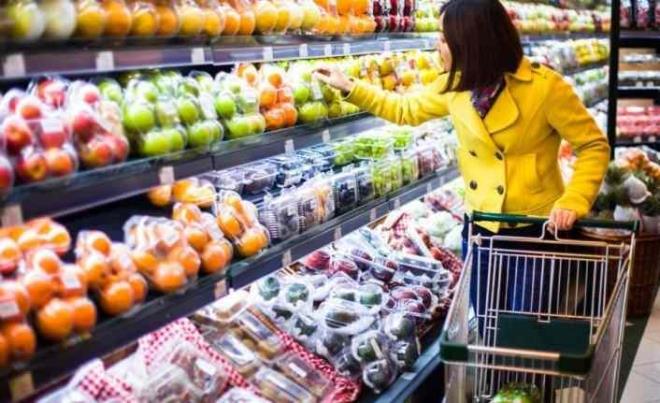 "Satc/salayc hakknda n inceleme yaplmas, satn alnacak mal veya hizmetin emsallerine gre fiyatnn aratrlmas, indirim tutarna veya oranlarna dikkat edilmesi, internet sitesi adresinin satc veya salaycya ait olup olmadn kontrol edilmesi, sosyal medya kanallar araclyla ynlendirilen sayfalara kar dikkatli olunmas, internet sitesinde SSL sertifikas, 3D security gibi gvenlik unsurlarnn olup olmadnn kontrol edilmesi, deme yapmadan nce tketiciye iletilmesi gereken n bilgileri ayrntl okunmas byk nem arz etmektedir.