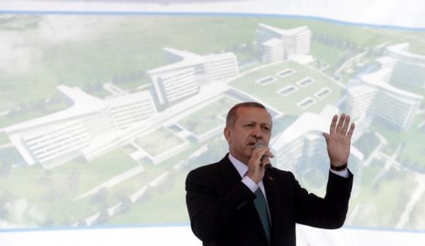 Babakan Erdoan Ankara Bilkent ehir Hastanesi'nin temel atma trenine katld