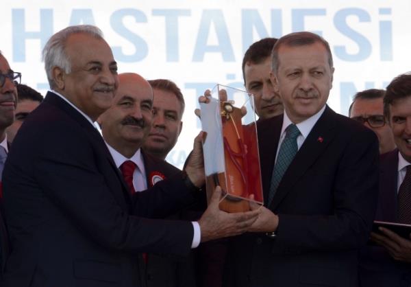 Babakan Erdoan Ankara Bilkent ehir Hastanesi'nin temel atma trenine katld