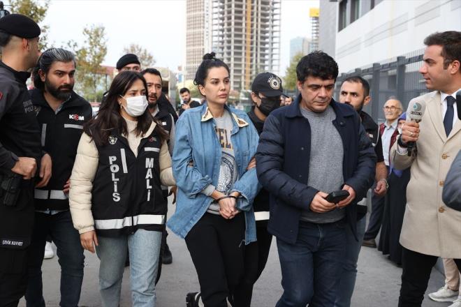 elik, Burin Altlgan'n, 'Ne karar kar sizce? Tutun ki iddia edilen sular ispatland ve bu sular ilediklerine karar verildi.' szlerine karlk;